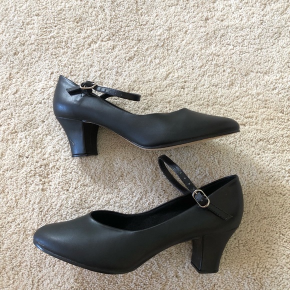 So Danca dance performance shoes,size 8 wide, 2 inch heel - Picture 3 of 6